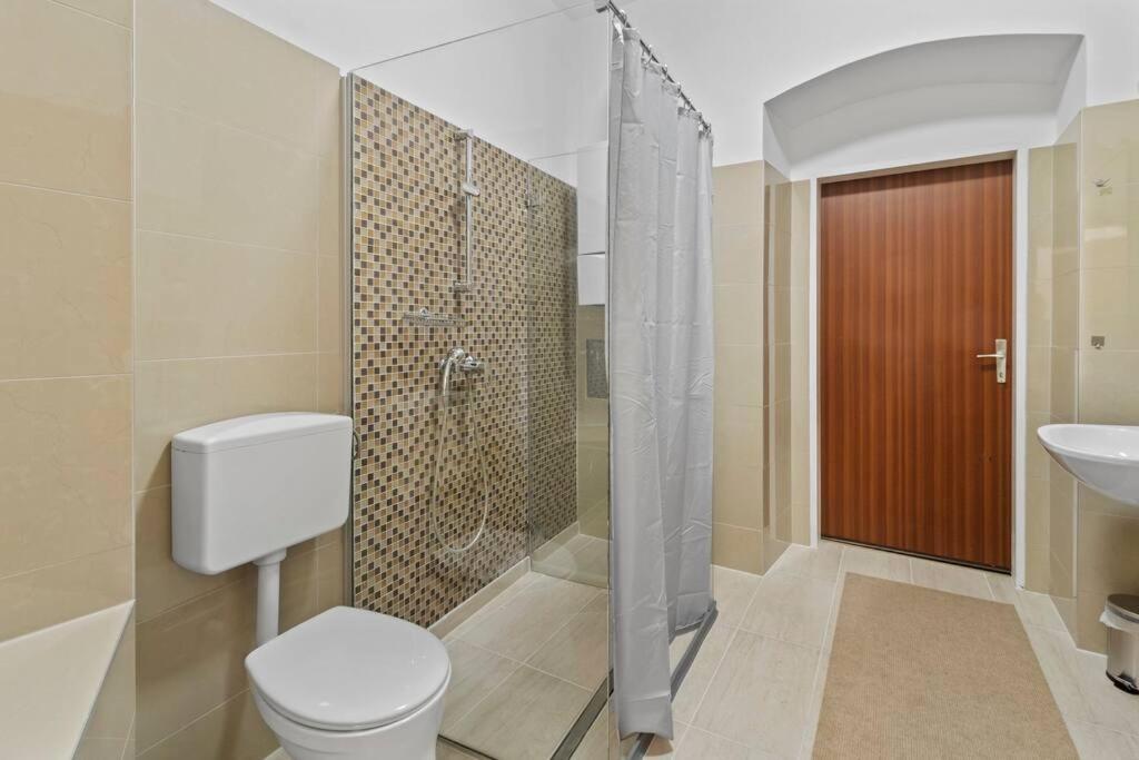 Modern Apartment Close To Center - 2Br Viena Exterior foto